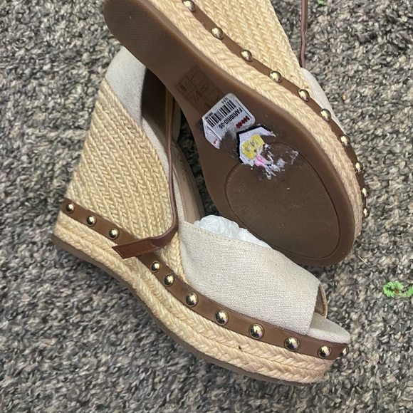 Aldo - Picture 10 of 14